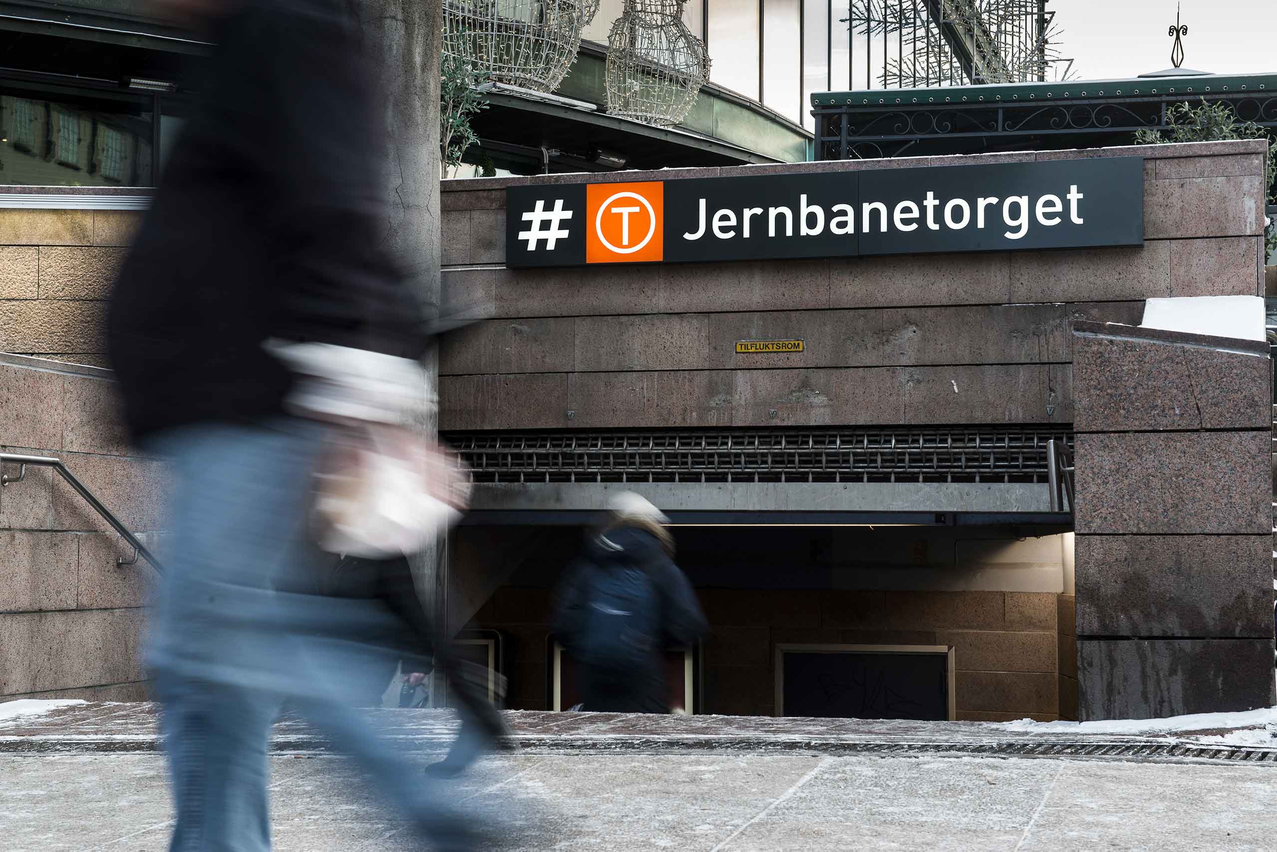 Bilde av Jernbanetorget stasjon.